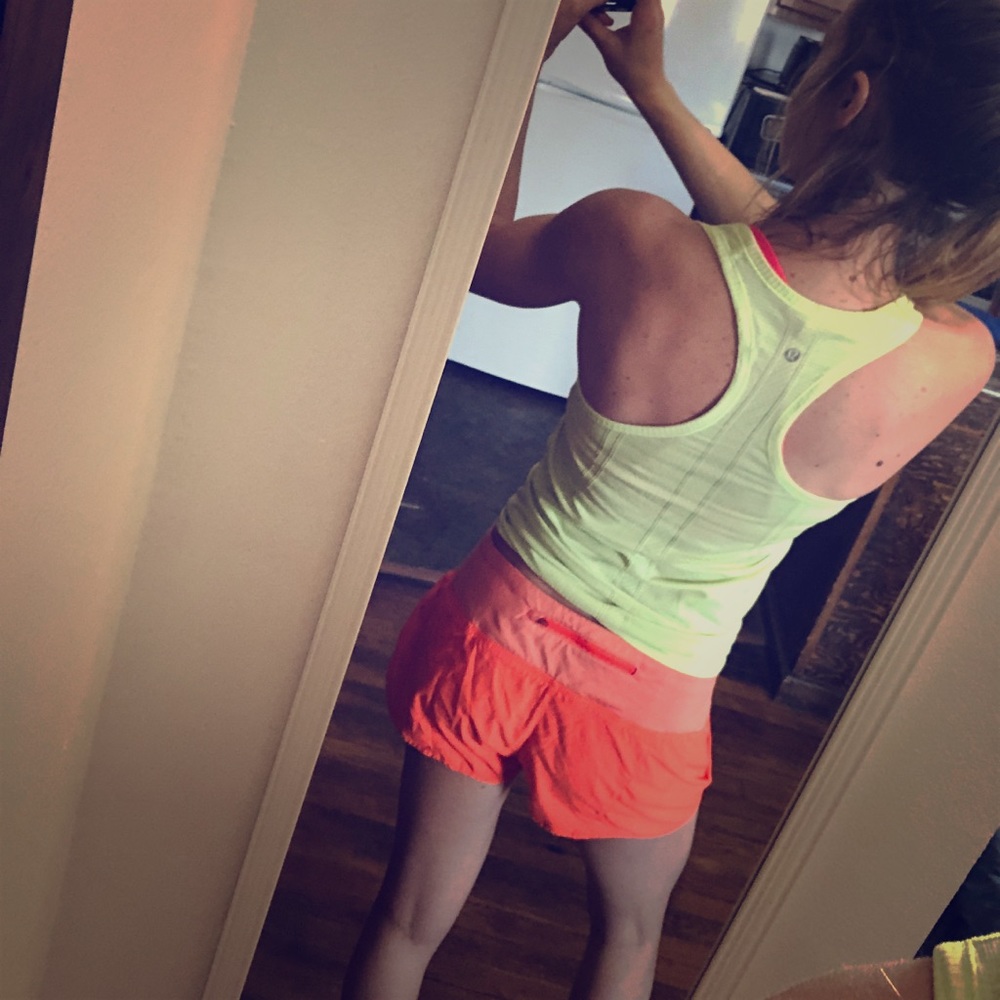 Lululemon size 4 cool racerback